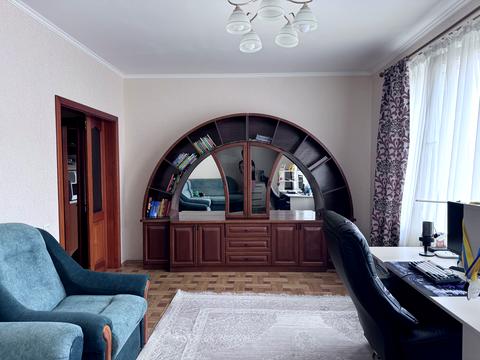 квартира за адресою Микільсько-Слобідська вул., 2-Б