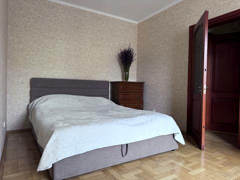 квартира за адресою Микільсько-Слобідська вул., 2-Б