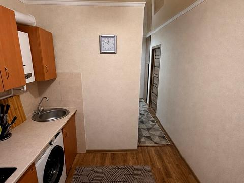 квартира за адресою Зарічанська вул., 14/2