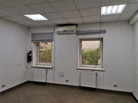 комерційна за адресою Професора Павловського вул. (Боткіна), 4