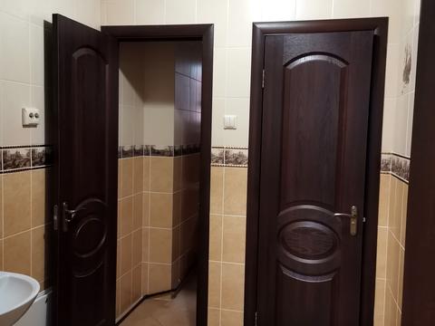 комерційна за адресою Професора Павловського вул. (Боткіна), 4