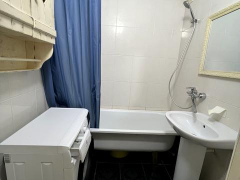 квартира за адресою Анни Ахматової вул., 16-В