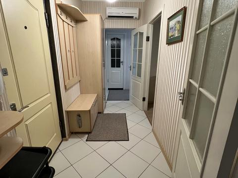 квартира за адресою Анни Ахматової вул., 16-В