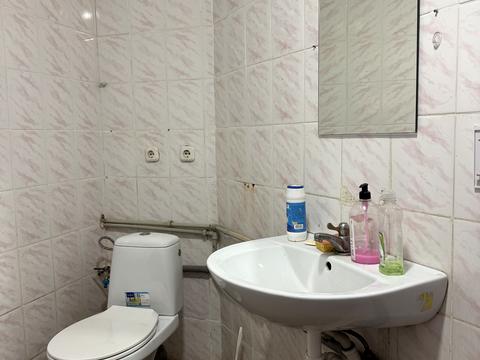 комерційна за адресою Миру просп., 84