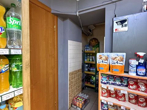 комерційна за адресою Миру просп., 84
