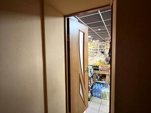 комерційна за адресою Миру просп., 84