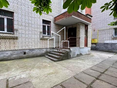 коммерческая по адресу Перфецького Леоніда, 3