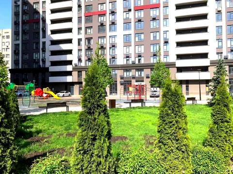 квартира за адресою Любомира Гузара просп. (Космонавта Комарова), 15-А