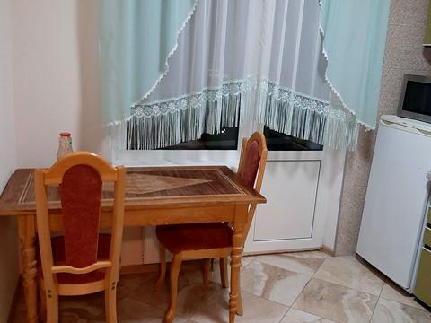 квартира за адресою Бориса Гмирі вул., 12-Б