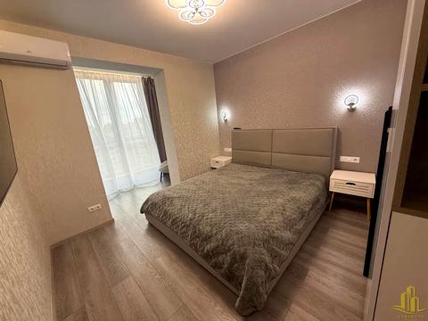 квартира по адресу Героев Небесной Сотни просп., 26/20