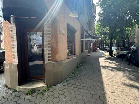 комерційна за адресою Івано-Франківськ, Грюнвальдська вул., 16