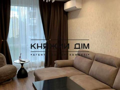 квартира за адресою Князя Романа Мстиславича вул. (Генерала Жмаченка), 28-Б