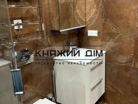 квартира за адресою Князя Романа Мстиславича вул. (Генерала Жмаченка), 28-Б