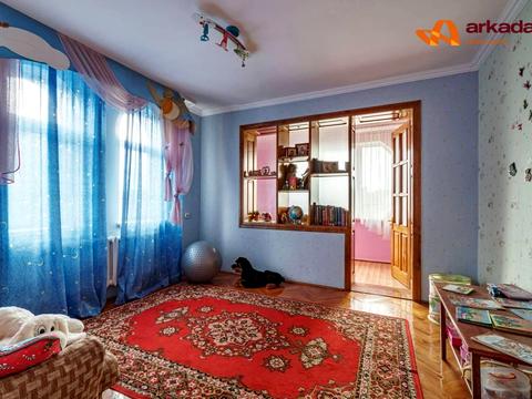 дом по адресу Богдана Хмельницького