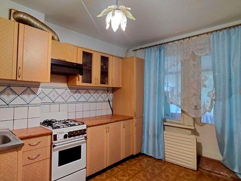 квартира за адресою Гулака-Артемовського вул., 5