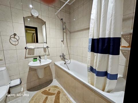 квартира за адресою майдан Іподрому пл., 1