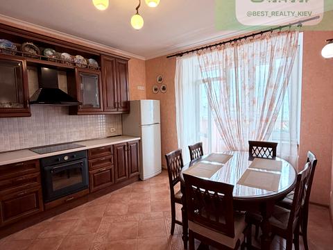 квартира за адресою Миколи Бажана просп., 16