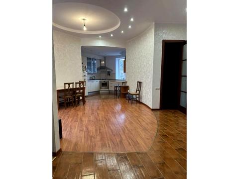 квартира за адресою Черкаси, Небесної Сотні вул., 38