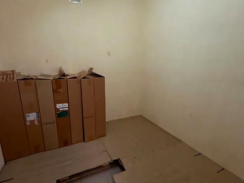 комерційна за адресою Дніпро, Квартальна вулиц вул. (Гладкова), 3