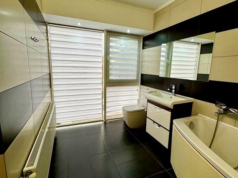 будинок за адресою Олени Теліги вул., 62