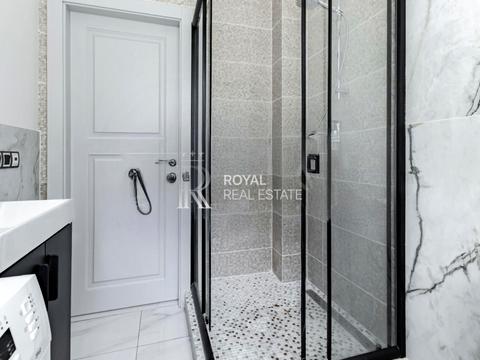 комерційна за адресою Круглоуніверситетська вул., 22