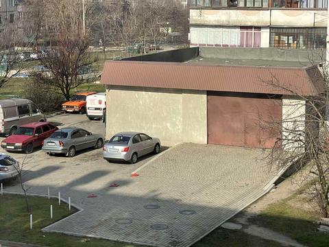 паркоместо по адресу Днепровские Пороги ул., 19