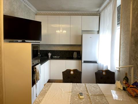 квартира за адресою Велика Васильківська вул. (Червоноармійська), 111/113