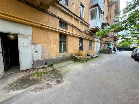 коммерческая по адресу Леси Украинки просп. (Пушкина), 6
