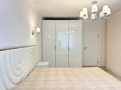 квартира за адресою Академіка Глушкова просп., 9-Г