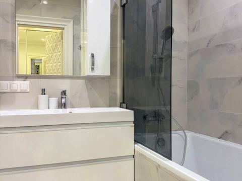 квартира за адресою Академіка Глушкова просп., 9-Г