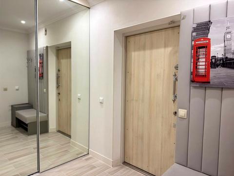 квартира за адресою Академіка Глушкова просп., 9-Г