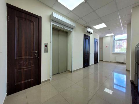 комерційна за адресою Спаська вул., 5