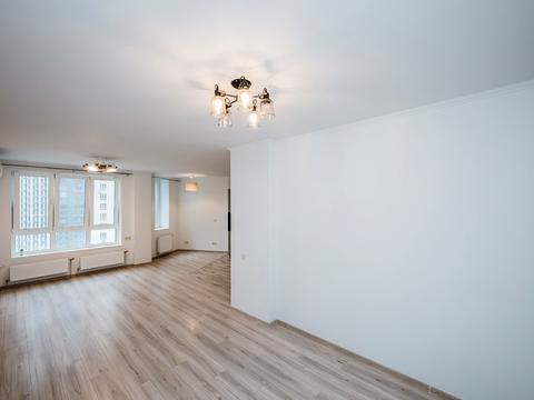 квартира за адресою Академіка Глушкова просп., 9-В