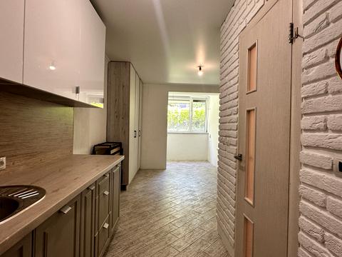 квартира за адресою Джерельна вул., 8