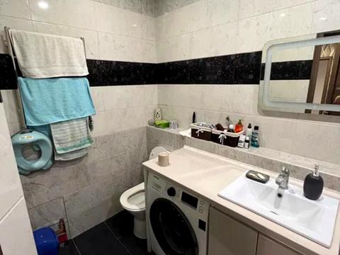 квартира по адресу Любови Малой просп. (Постышева), 34А