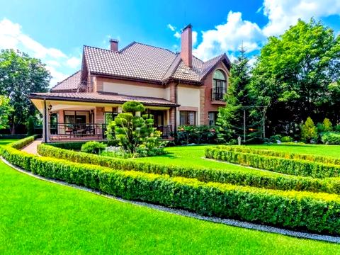 будинок за адресою Велика Набережна