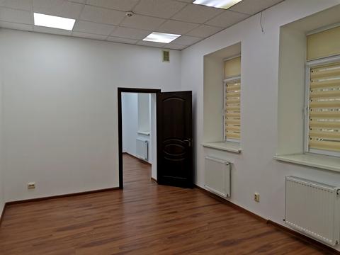 комерційна за адресою Професора Павловського вул. (Боткіна), 4