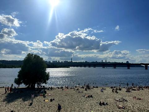 квартира за адресою Дніпровська набережна вул., 17-К