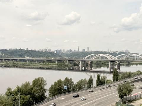 квартира за адресою Дніпровська набережна вул., 15-Є