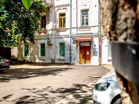 коммерческая по адресу Богдана Хмельницкого ул., 1