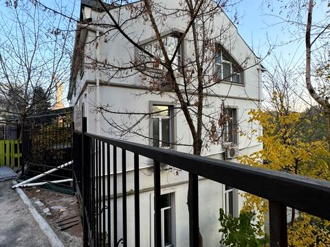 коммерческая по адресу Редутная ул., 58