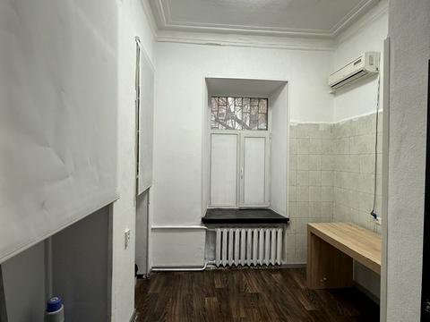 комерційна за адресою Еспланадна вул., 34/2