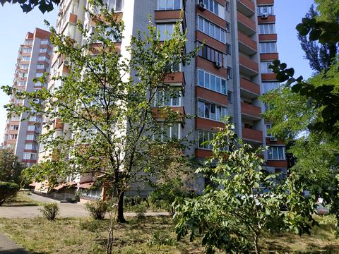 квартира за адресою Вінстона Черчилля вул. (Червоноткацька), 18-Б