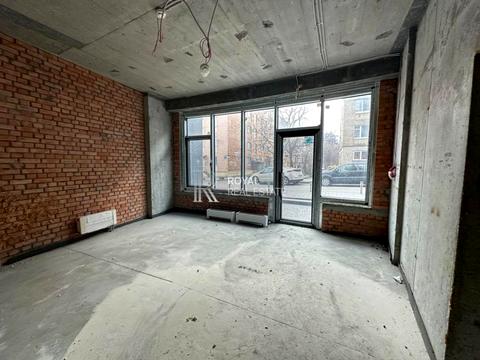 комерційна за адресою Київ, Бусловська вул., 12