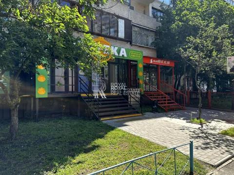 коммерческая по адресу Драгоманова вул., 27