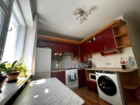 квартира за адресою Старицького вул., 11
