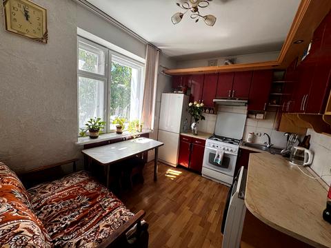 квартира за адресою Старицького вул., 11