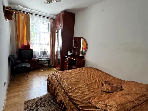 квартира за адресою Старицького вул., 11