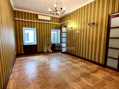 коммерческая по адресу Михайлівська, 12