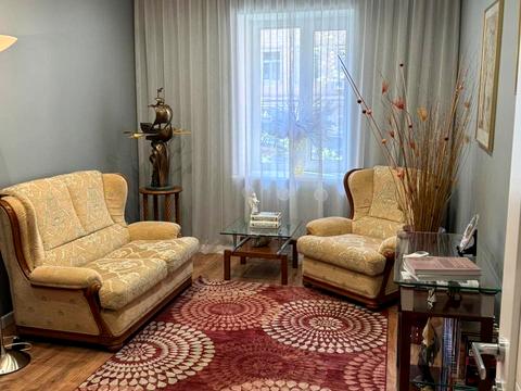 комерційна за адресою Гетьмана Павла Скоропадського вул. (Льва Толстого), 8-А